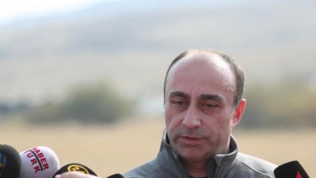 თურქული თვითმფრინავის ბორტზე იმყოფებოდა 20 ადამიანი, ნაპოვნია 18 დაღუპული, ორის სამძებრო სამუშაოები გრძელდება-გეკა გელაძე