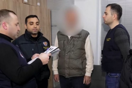 ბათუმში ინტერპოლის წითელი ცირკულარით ძებნილი პირი დააკავეს