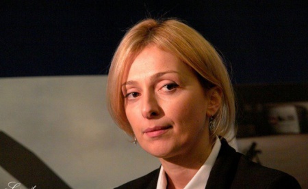 მიღებულია გადაწყვეტილება ბაჩანა ახალაიასთან ერთად დაკავებული ანა ნადარეიშვილის დაკავებიდან გათავისუფლების შესახებ-სუს-ი